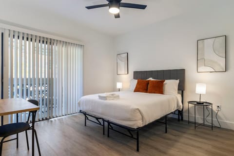 2BR CozySuites at Kierland Commons with pool #09 Apartamento in Kierland