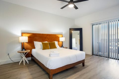 CozySuites at Kierland Commons with pool #13 Apartamento in Kierland