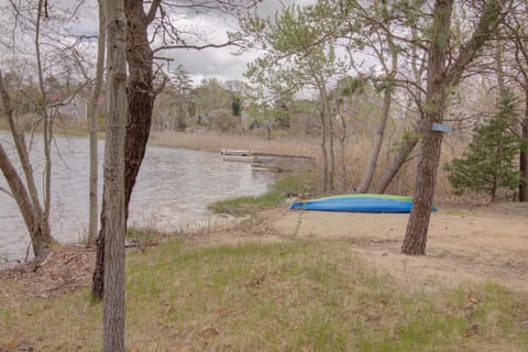 Waterfront Private Dock Peaceful Retreat House in West Dennis