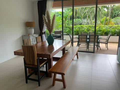 Stylish apartment 5 minutes walk from Layan beach Apartment in Choeng Thale