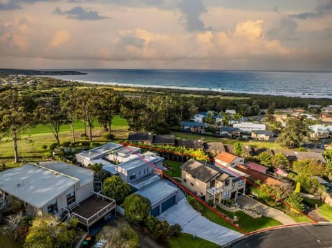 Property building, Bird's eye view