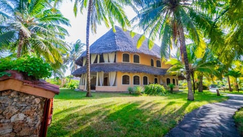 Property building, Natural landscape