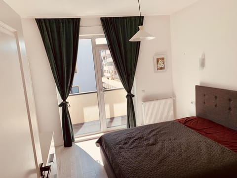 Apartament mare la casa cu locuri de parcare Apartment in Cluj County