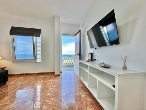 TV and multimedia, Living room, Sea view