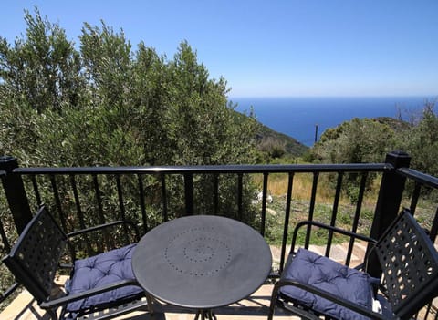 Natural landscape, Balcony/Terrace, Sea view