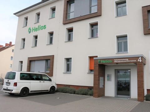 Leben wie im Hotel by Helios Hotel in Hildesheim