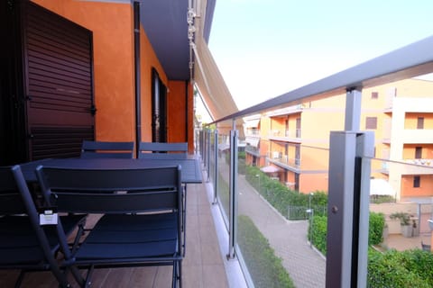 Property building, Balcony/Terrace