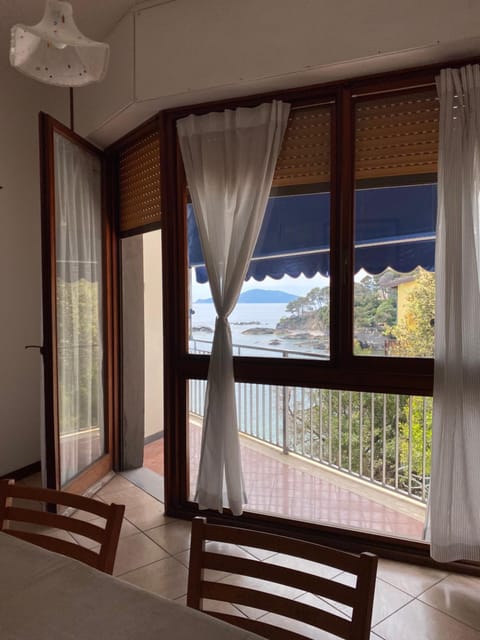 THE BLUE GEM Apartamento in Tellaro