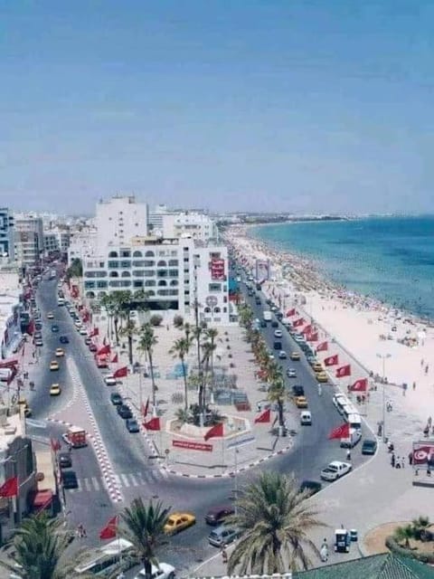 superbe appart 2 min Apartamento in Sousse
