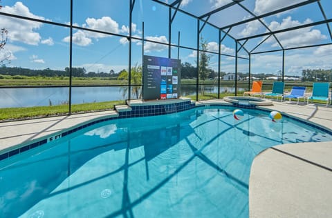 Remarkable Resort with Cinemas, Pool, Spa, Games Room, and More House in Kissimmee