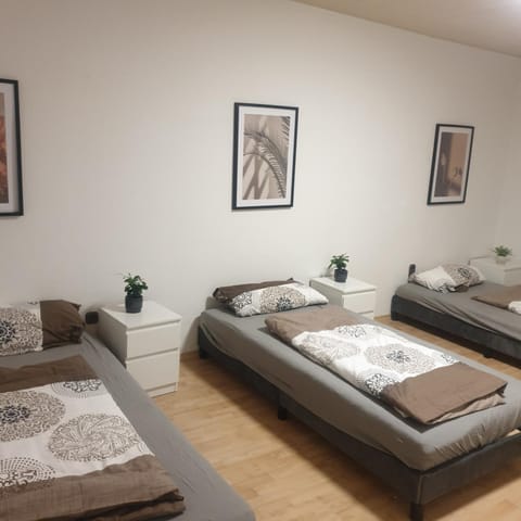 Privaterooms and Hostel Apartment in Oberhausen