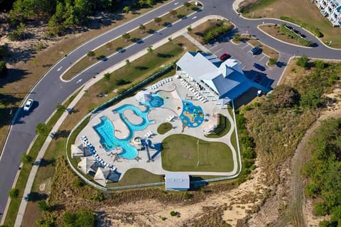 Neighbourhood, Bird's eye view, Pool view, Swimming pool