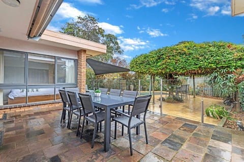 Jensen House - Retro Style with a modern update House in Echuca