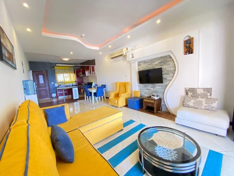 TV and multimedia, Living room, Seating area, air conditioner