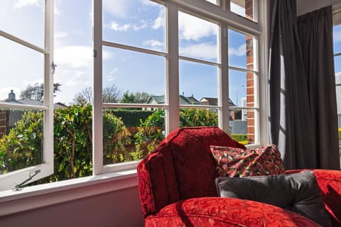 Living room, Garden view