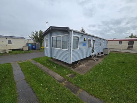 3 bed caravan Robin hood 8 fir tree House in Rhyl