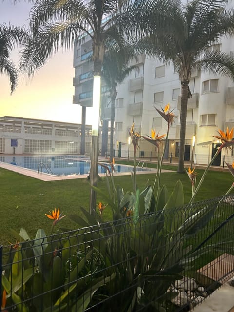 Property building, Garden view, Pool view