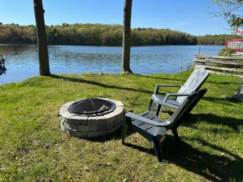 Chalet sur le bord de l'eau 2 Chalet in Leeds Thousand Islands