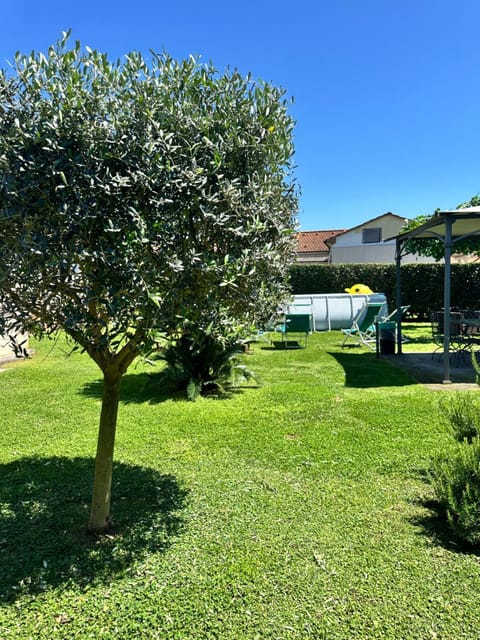 Villa Leonardo Apartment in Marina di Massa