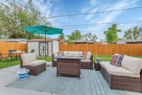 Patio, Balcony/Terrace, Seating area, Garden view