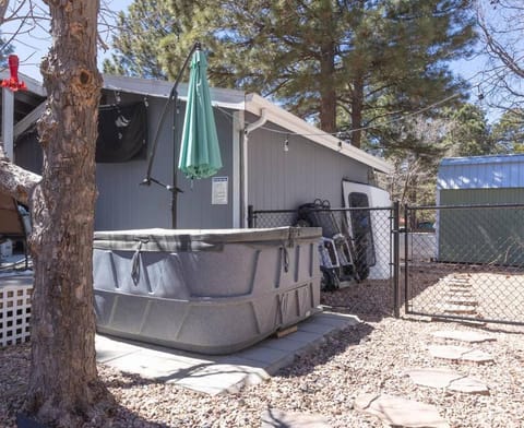 Families & Pets! Hot Tub, Playground, Gym & More! House in Pinetop-Lakeside
