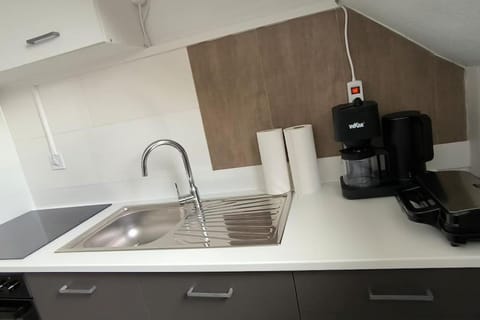 Coffee/tea facilities, Kitchen or kitchenette, minibar, toaster