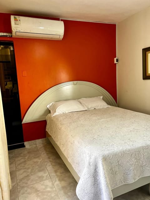 Carolina's Hostel Bed and Breakfast in Piura