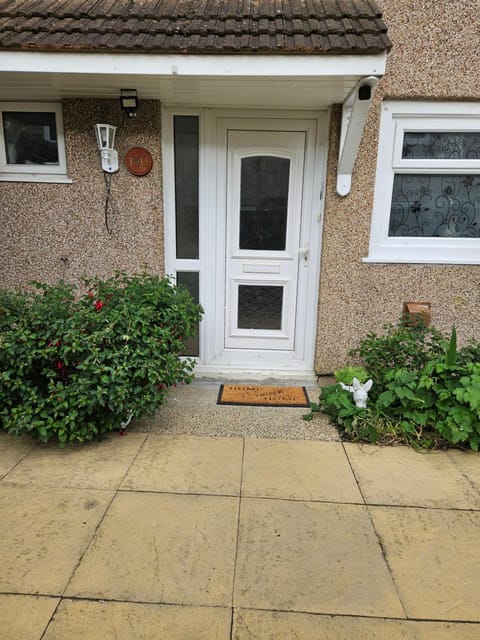 Jayvees-place Vacation rental in Basildon