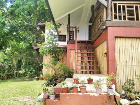 House On the Hill Overlooking Villa in Northern Mindanao