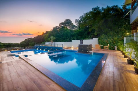 Pool view, Swimming pool