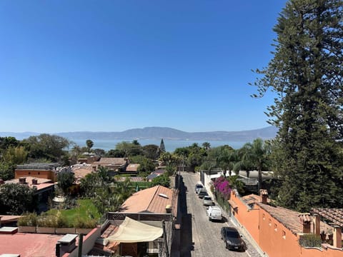 Charming Studio with outdoor pool in Ajijic Apartment in Ajijic