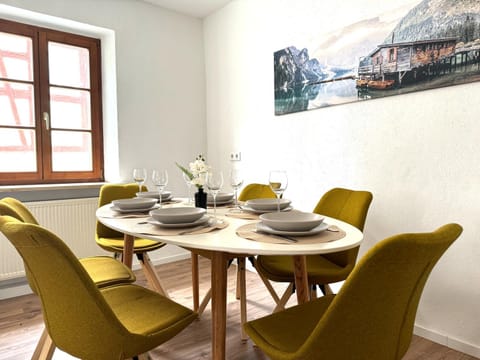 Ferienwohnung Gunzenhausen, Innenstadt, Dachterrasse, Stellplatz Condo in Gunzenhausen