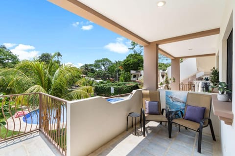 View (from property/room), Balcony/Terrace