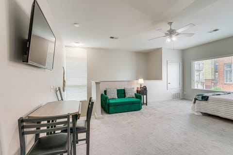 WFH-Friendly Memphis Studio Near Hospitals and Dtwn! Apartment in Memphis