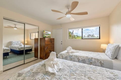 Kihei Beach Resort 301- Oceanfront 2 bedroom 2bath condo on 6 mile beach Appartamento in Kalaepohaku