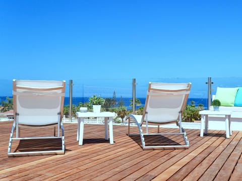 Solarium, Sea view