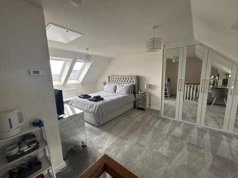 Bed, Bedroom, wardrobe