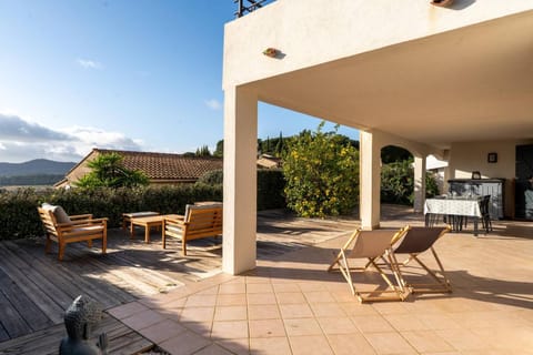 Property building, Patio, Day, Natural landscape, View (from property/room), Balcony/Terrace, Living room, Seating area, Dining area, sunbed