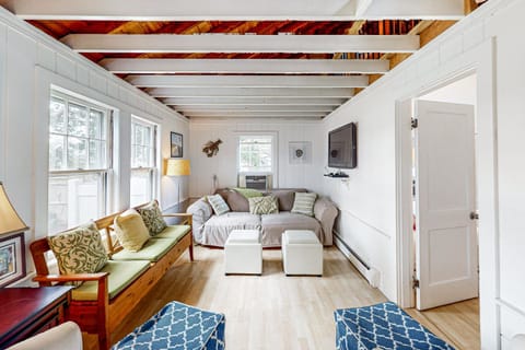 Pocasset Heights Hideaway Casa in Pocasset