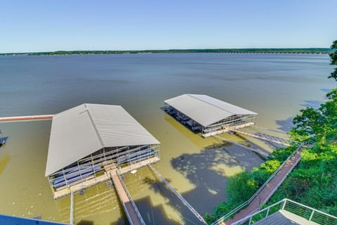 Grand Lake Home with Community Pool, Dock, and Fishing Haus in Langley