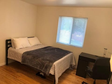 Apartment close to Stanford Faceb00k Fast internet Wohnung in East Palo Alto
