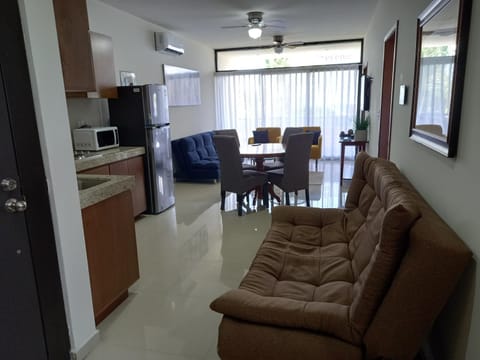 Malecón espacio alberca comodidad y playa Apartment in Mazatlan