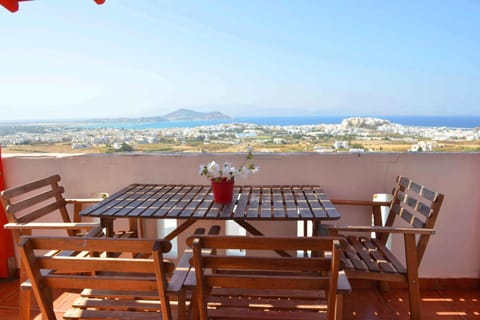 Paradisia Villas Apartahotel in Naxos