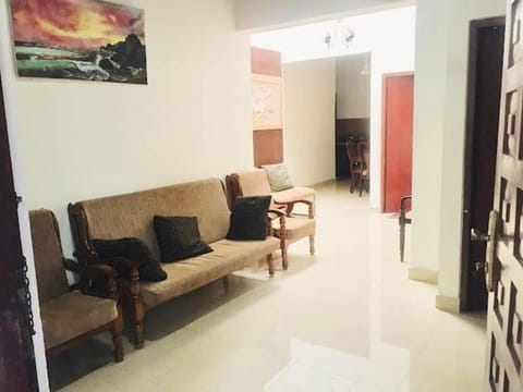 GiBu Art Gallery and Villa Condo in Dehiwala-Mount Lavinia