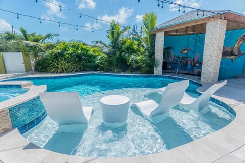 Cadushi Cove - 4br Oasis Wpool & Bbq By Lucha House in Oranjestad