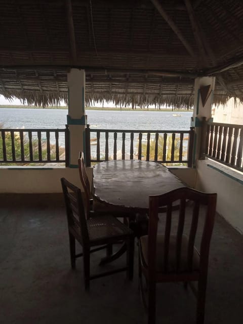 Bahari Guest House Alojamiento y desayuno in Lamu
