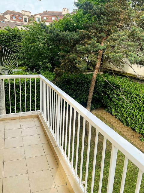 View (from property/room), Balcony/Terrace, Balcony/Terrace, Garden view