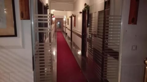 Beverly Inn Hotel Hotel in Lahore