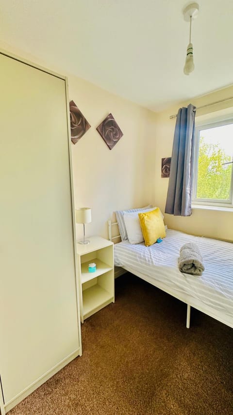 Cute N Cosy Vacation rental in Dartford