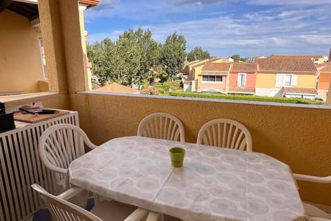 Balcony/Terrace, Dining area